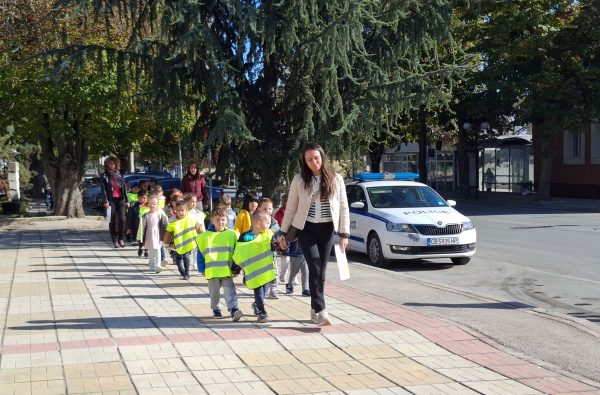 Акция Пази детето на пътя на РУ Полиция Шабла